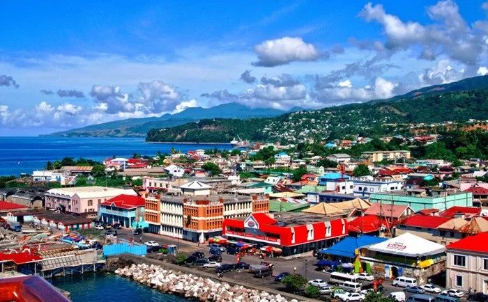 多米尼克投资移民